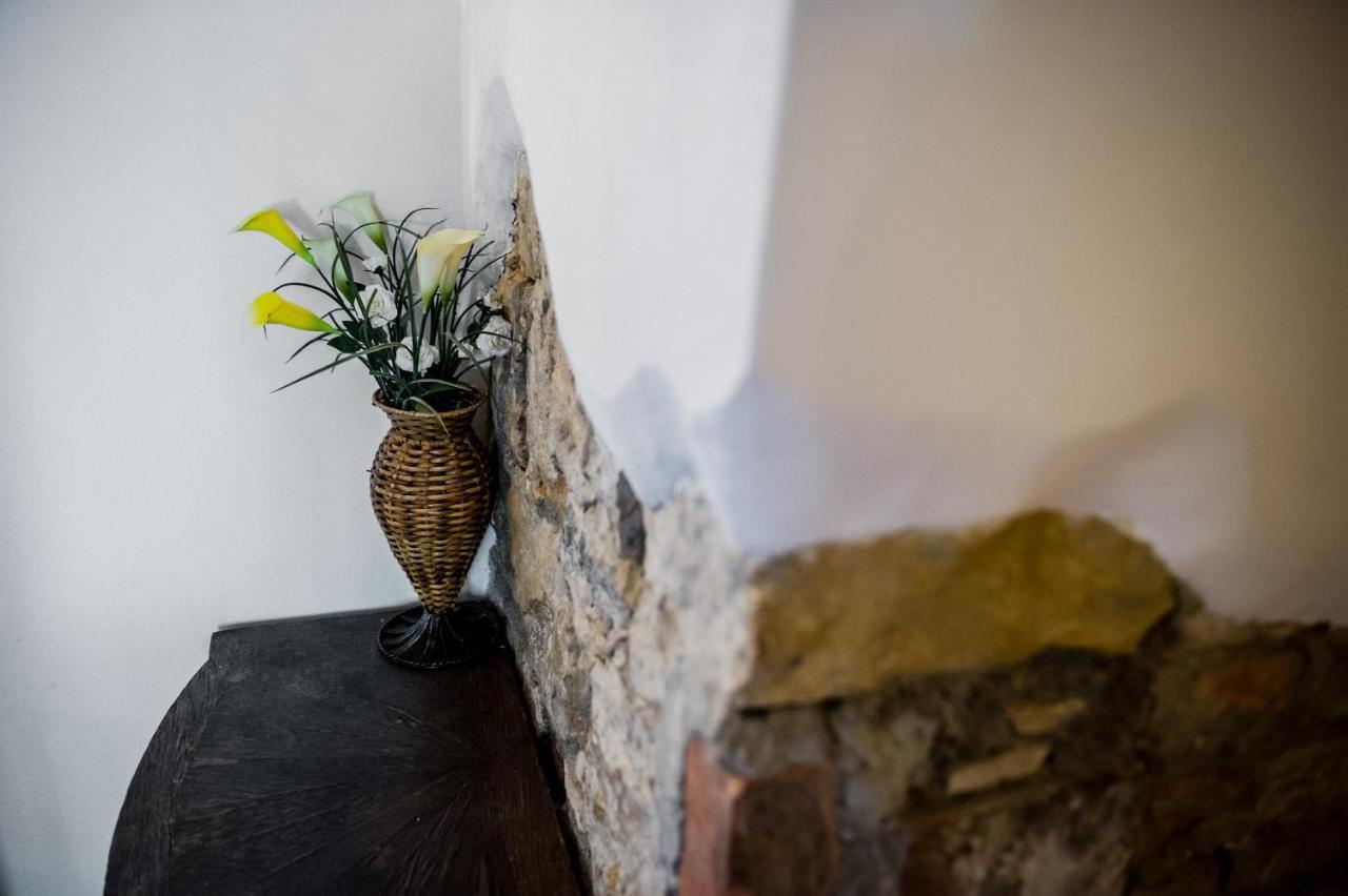 Agriturismo Palazzo Conti A ปีเอนซา ภายนอก รูปภาพ