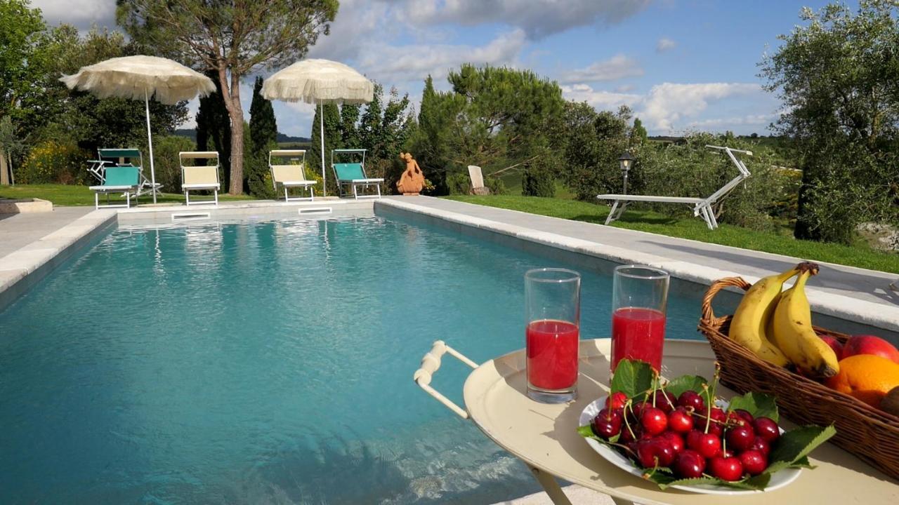 Agriturismo Palazzo Conti A ปีเอนซา ภายนอก รูปภาพ